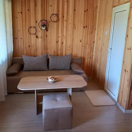 بيت للعطل къща виктория Banya (Burgas)